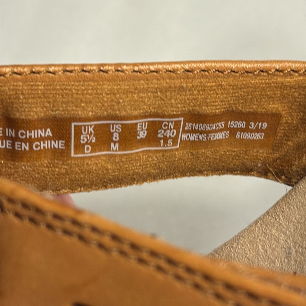 EUC Clarks Leisa Emily Tan Leather Comfort Sandals. Size 8 - Picture 8 of 8